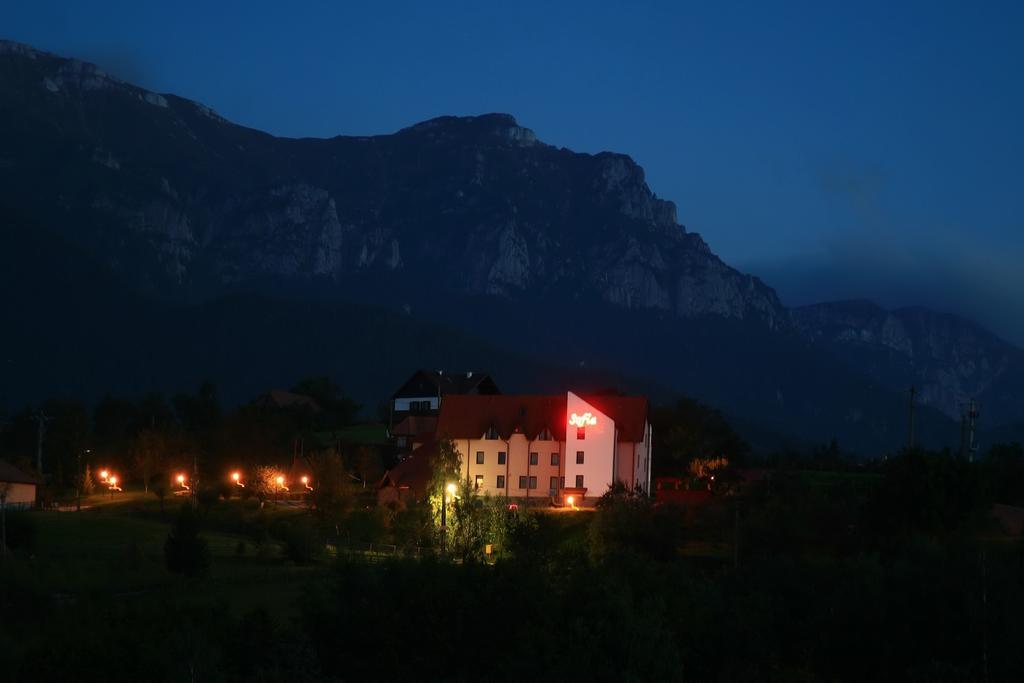 Hotel Sofia Bran  Exterior photo